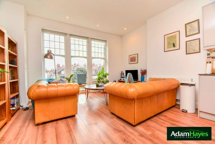 2 Bedroom Flat To Rent In Queens Avenue, Muswell Hill, N10