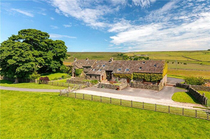4 Bedroom Barn Conversion For Sale In Green Lane, Silsden, West Yorkshire, BD20