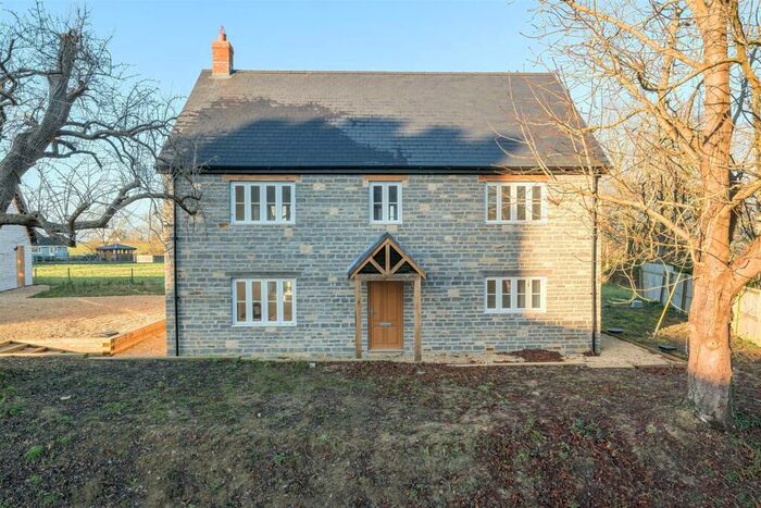 5 Bedroom Detached House For Sale In South Barrow, Yeovil, Somerset, BA22