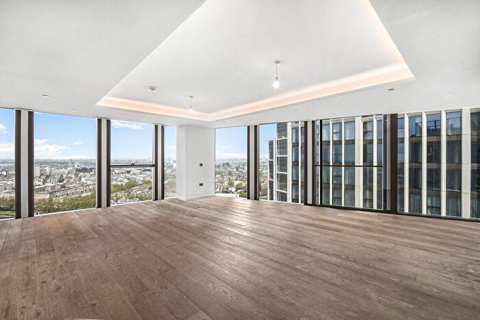 4 Bedroom Flat To Rent In Thames City, London., SW8