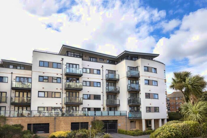 2 Bedroom Flat To Rent In Sea Road, Boscombe, BH5