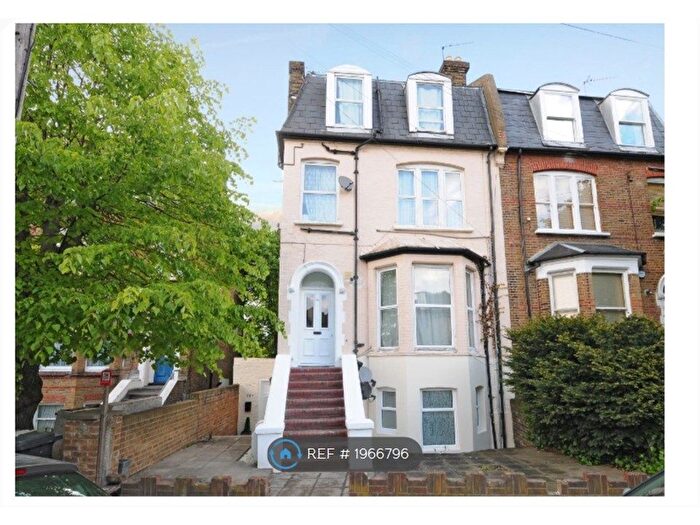 2 Bedroom Semi Detached House To Rent In Drewstead Road, London, SW16