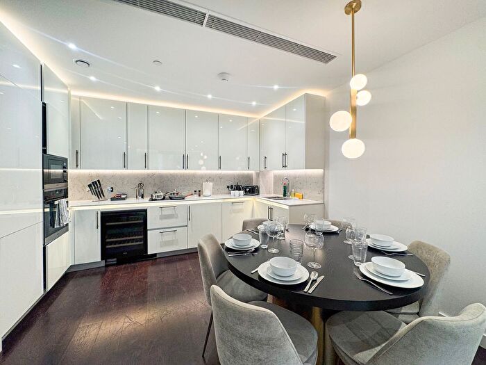 3 Bedroom Flat To Rent In Thornes House, Charles Clowes Walk, London, SW11