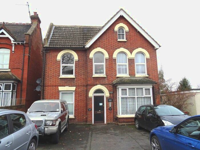 Studio To Rent In Maidstone Road, Chatham, ME4