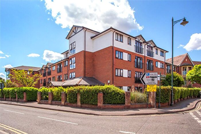 1 Bedroom Flat For Sale In Imperial Court, Station Road, Henley-on-Thames, Oxfordshire, RG9