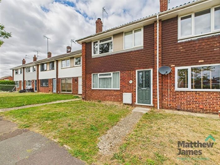 3 Bedroom End Of Terrace House To Rent In The Willows, Colchester, CO2