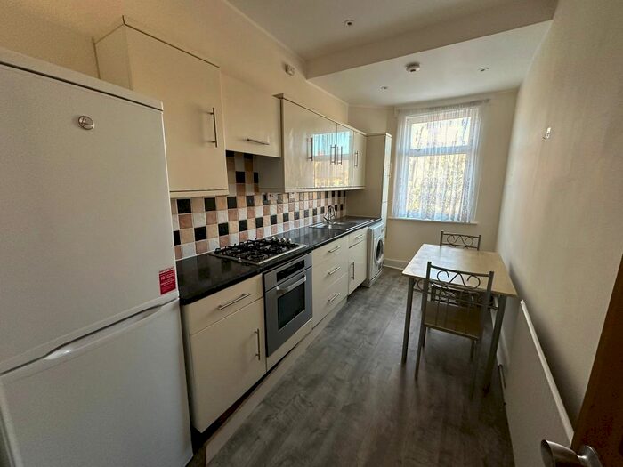 1 Bedroom Terraced House To Rent In James Lane, London, E10