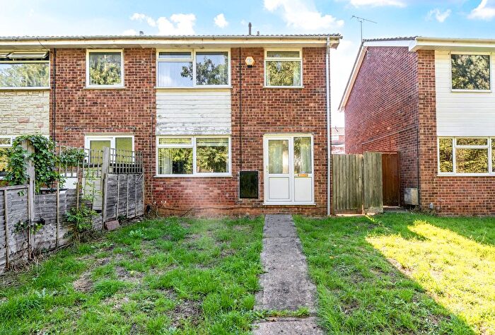 3 Bedroom End Of Terrace House For Sale In Badgeworth, Yate, Bristol, Gloucestershire, BS37