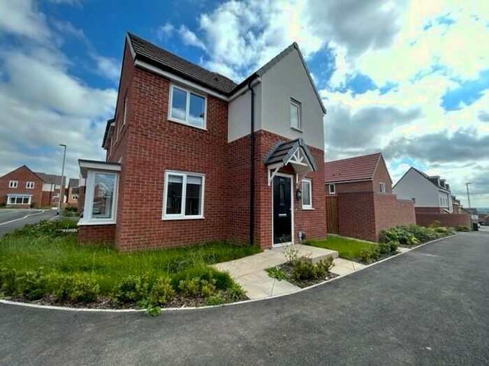 3 Bedroom Detached House To Rent In Horwood Drive, Gedling, NG4