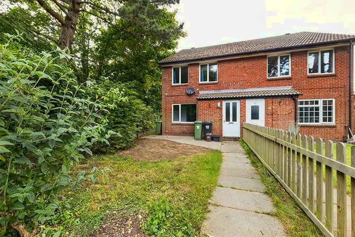 1 Bedroom Maisonette To Rent In Bembridge, Southampton, Hampshire, SO31