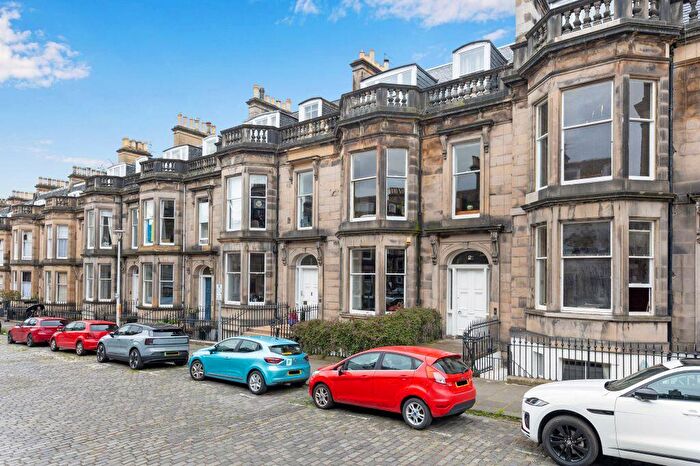 2 Bedroom Flat For Sale In (F), Coates Gardens, Haymarket, Edinburgh, EH12