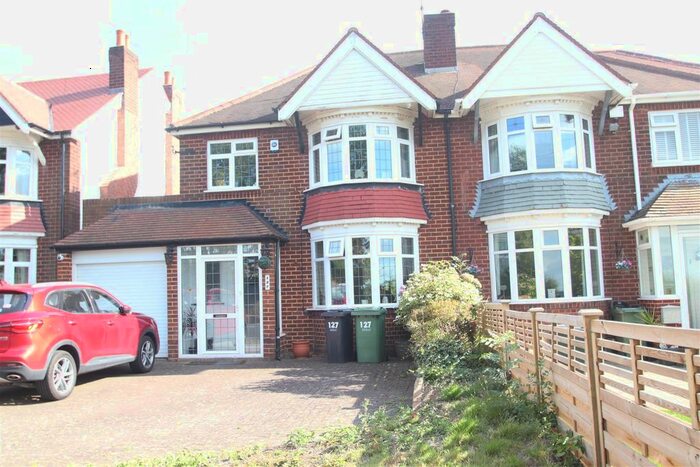 3 Bedroom Property To Rent In Manor Lane, Halesowen, B62