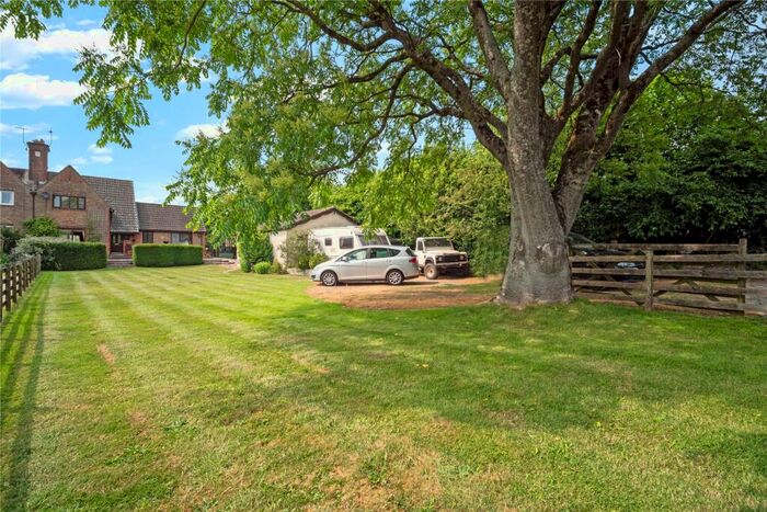 4 Bedroom Semi-Detached House For Sale In Milborne St Andrew, Blandford Forum, Dorset, DT11