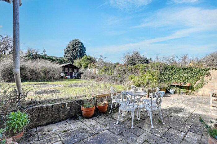 4 Bedroom Detached Bungalow For Sale In Shrivenham Road, Highworth, Wiltshire, SN6