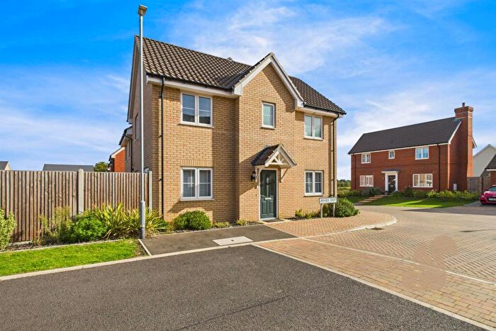 3 Bedroom Semi Detached House For Sale In Jervises Croft, Elmswell, IP30