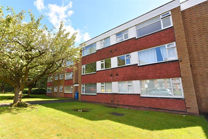 1 Bedroom Apartment For Sale In Savoy Close, Harborne, Birmingham, B32