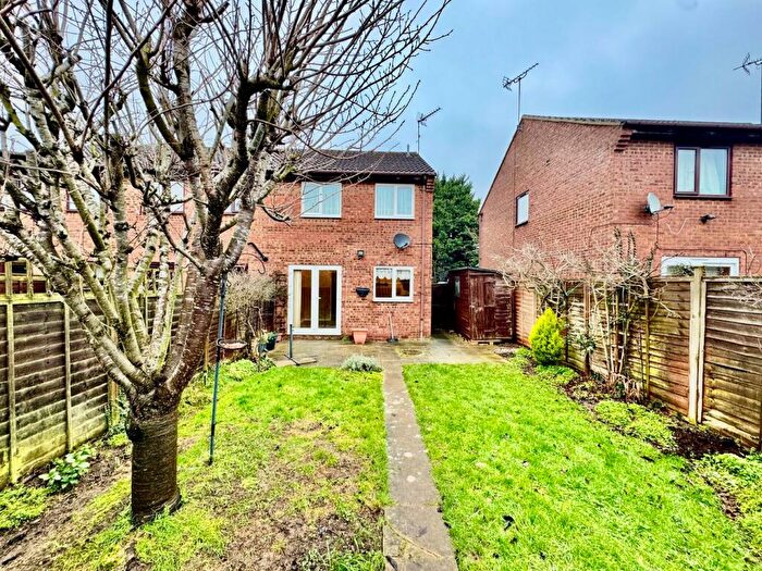 3 Bedroom Terraced House For Sale In Sheffield Court, Raunds, Wellingborough, NN9