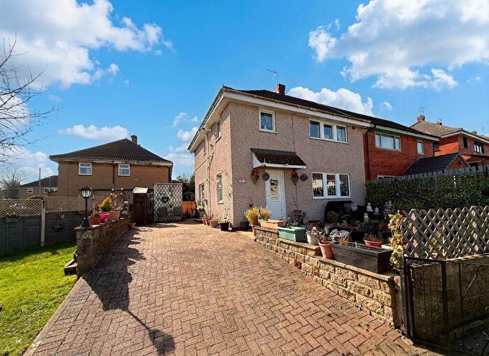 3 Bedroom Semi Detached House For Sale In Myrtle Drive, Halifax, HX2