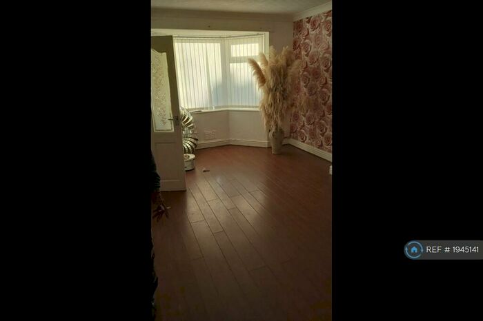 2 Bedroom Semi-Detached House To Rent In Wellesbourne Road, Liverpool, L11