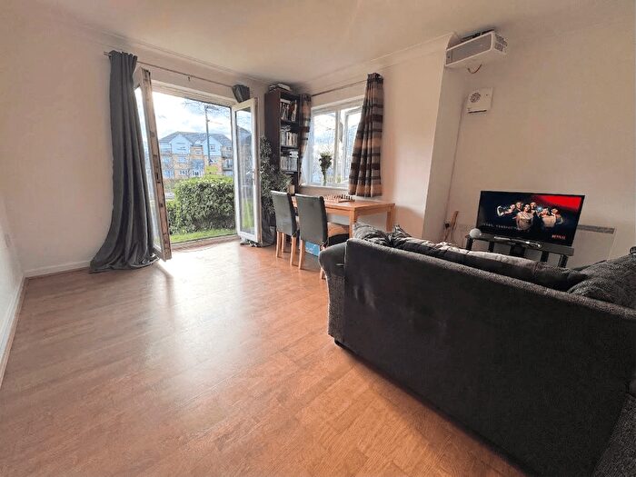 2 Bedroom Flat For Sale In Marine Drive, Barking, IG11