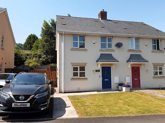 3 Bedroom Semi-Detached House For Sale In Llys Meillion, Llyswen, Brecon, Powys., LD3
