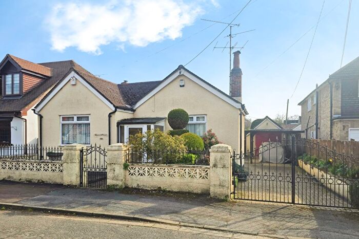 2 Bedroom Bungalow For Sale In Wood Street, Ash Vale, Surrey, GU12