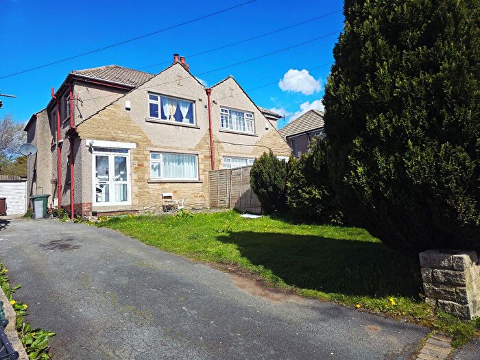 3 Bedroom Semi-Detached House For Sale In Canford Road, Allerton, Bradford, BD15