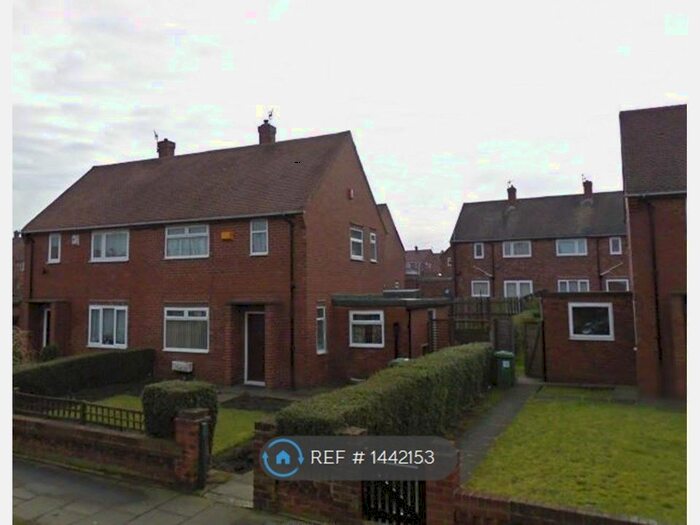 3 Bedroom Semi-Detached House To Rent In Manor Gardens, Gateshead, NE10
