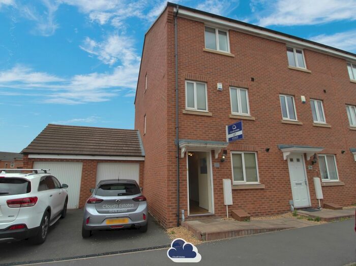 3 Bedroom End Of Terrace House To Rent In Anglian Way, Coventry, CV3