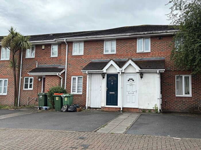 3 Bedroom Property To Rent In Peridot Street, Beckton, E6