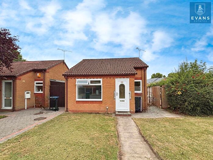 2 Bedroom Bungalow For Sale In Crowmere Road, Walsgrave, Coventry, CV2