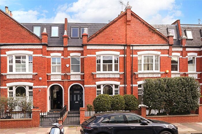 5 Bedroom Terraced House For Sale In Chiddingstone Street, Fulham, London, SW6
