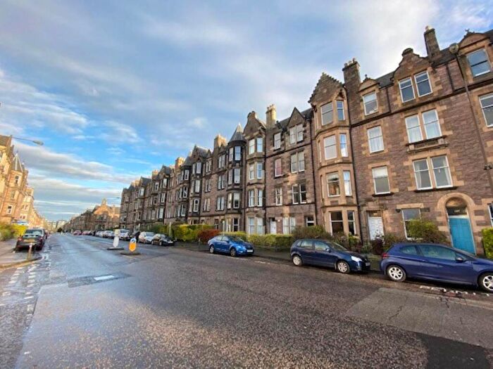 4 Bedroom Flat To Rent In Marchmont Road, Marchmont, Edinburgh, EH9