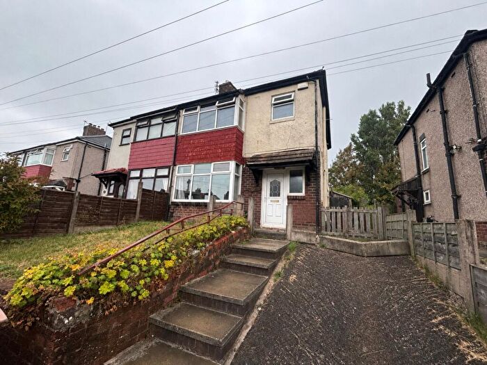 3 Bedroom Semi-Detached House For Sale In Buersil Avenue, Rochdale, Greater Manchester, OL16