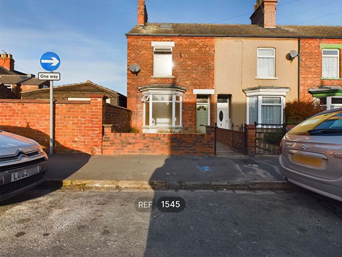 2 Bedroom End Of Terrace House To Rent In Priory Road, Beverley, HU17