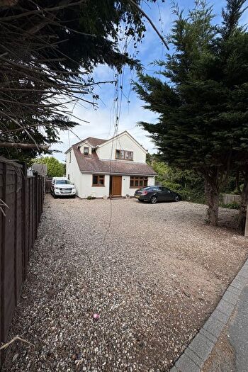 4 Bedroom Detached House For Sale In London Road, Colchester, CO6