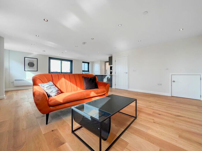 3 Bedroom Penthouse To Rent In Block E, Victoria Riverside, Leeds City Centre, LS10