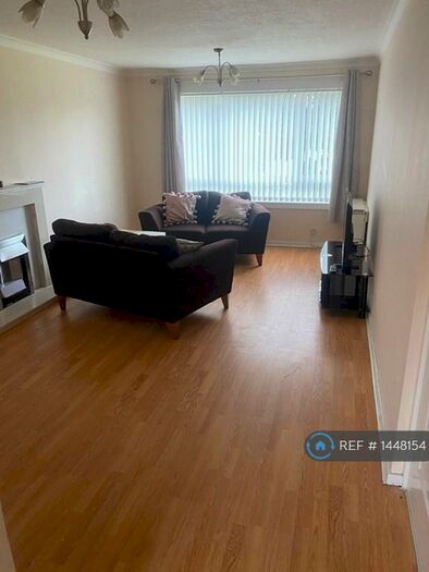 2 Bedroom Flat To Rent In Lumley Place, Grangemouth, FK3