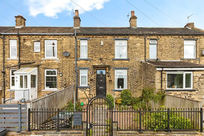2 Bedroom Terraced House For Sale In Oddy Place, Bradford, BD6