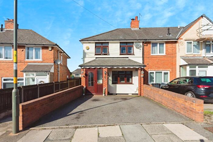 3 Bedroom End Of Terrace House For Sale In Sunningdale Road, Birmingham, West Midlands, B11