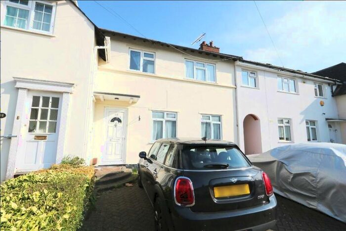3 Bedroom House To Rent In The Crescent, New Malden, KT3