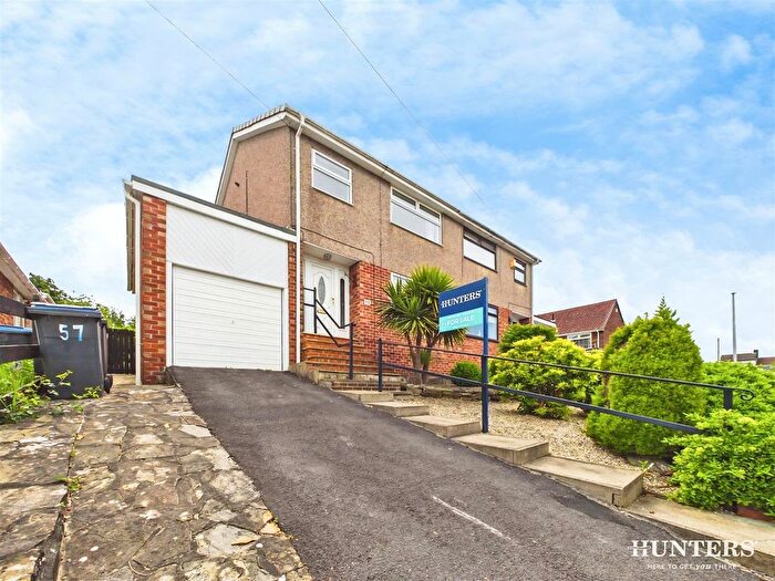 3 Bedroom Semi-Detached House For Sale In Pleasant View, Bridgehill, Consett, DH8