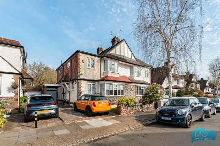 4 Bedroom Semi Detached House For Sale In Great Bushey Drive, London, N20