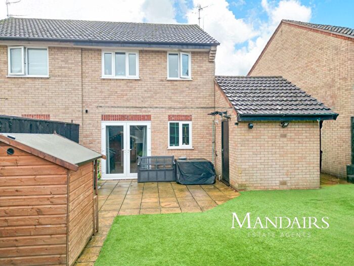 3 Bedroom Semi-Detached House For Sale In Paulsgrove, Orton Wistow, Peterborough, PE2