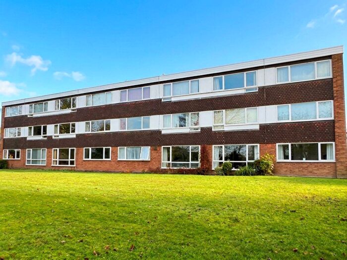 2 Bedroom Flat For Sale In Moorfield Drive, Sutton Coldfield, B73