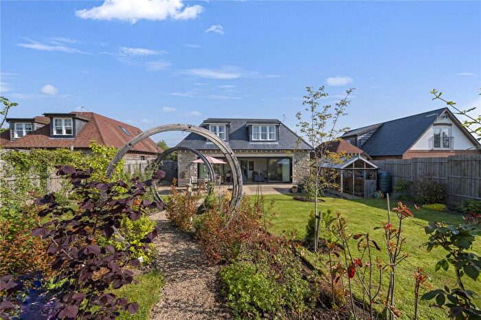 4 Bedroom Bungalow For Sale In Chetnole Road, Leigh, Sherborne, DT9