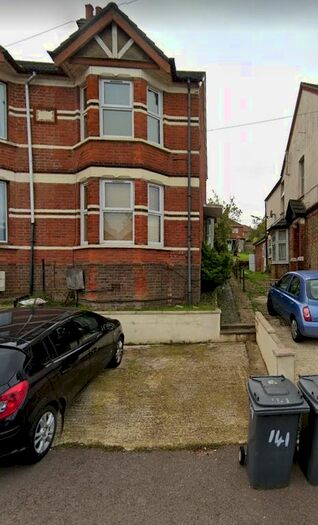 4 Bedroom Semi-Detached House To Rent In Kitchener Road, High Wycombe, HP11