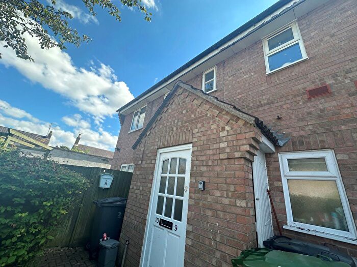 1 Bedroom Flat To Rent In Old Court Mews, St. Martins Street, Peterborough, PE1