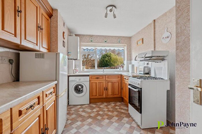 2 Bedroom Semi-Detached House For Sale In Grendon Close, Tile Hill, Coventry, CV4