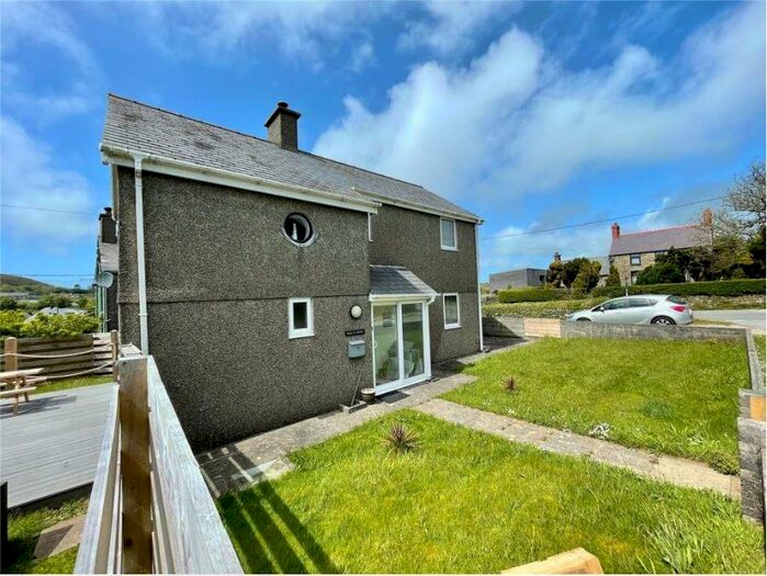 4 Bedroom Detached House To Rent In Plas Y Graig, Mynytho, LL53